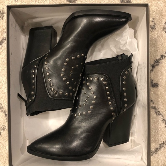 Leather ankle boots - Picture 3 of 4